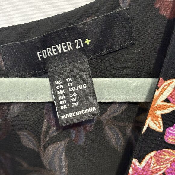 Forever 21 Plus Maxi Romper Dress Cap Sleeves V-Neck Size 1X Black Dark Floral - Picture 9 of 14